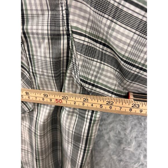 Columbia Plaid Short Sleeve Vented Fishing Shirt Men’s L Lightweight Outdoor - Picture 6 of 8